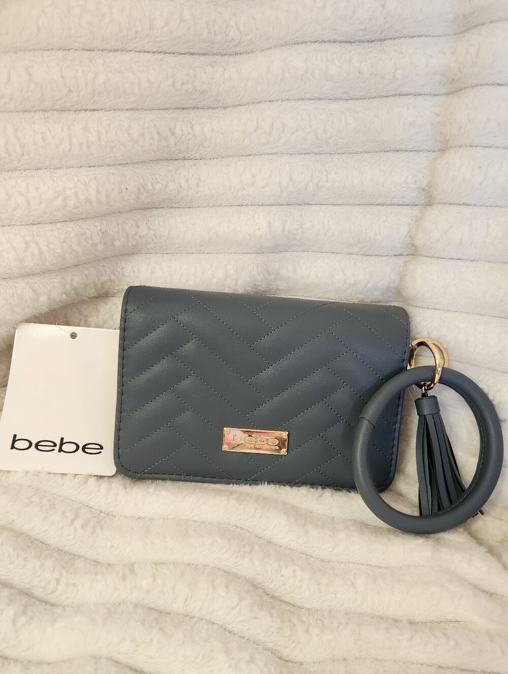 bebe SOPHIA CROSSBODY w/Keychain